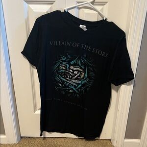 Gildan Black Graphic Tee with Blue Accents